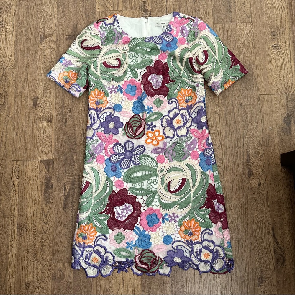 Dress The Population floral Embroidered shift dress XS, fits 0-2